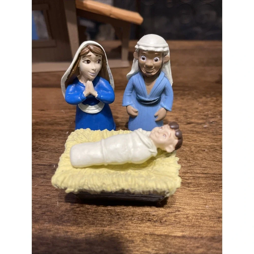 Nativity Manger Children's 19 Pieces Tales Of Glory Plastic Nativity Play Set